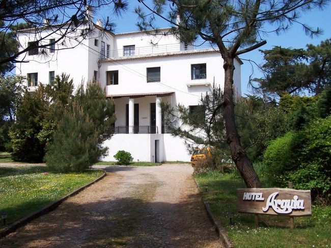 Façade de l'hotel Arguia